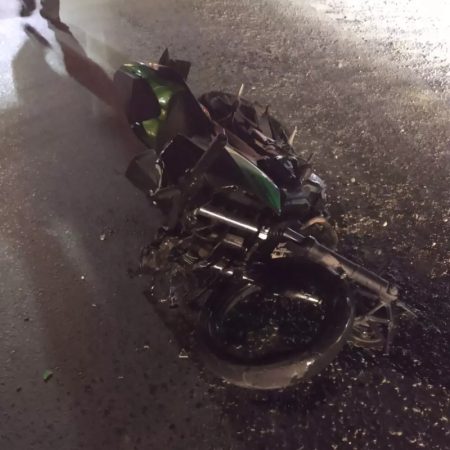 Motociclista morre após colidir contra traseira de carreta na BR-470 em Rio do Sul