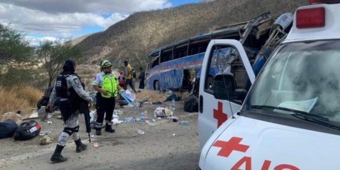Acidente com caminhão de migrantes ilegais deixa 10 mortos e mais de 20 feridos no México