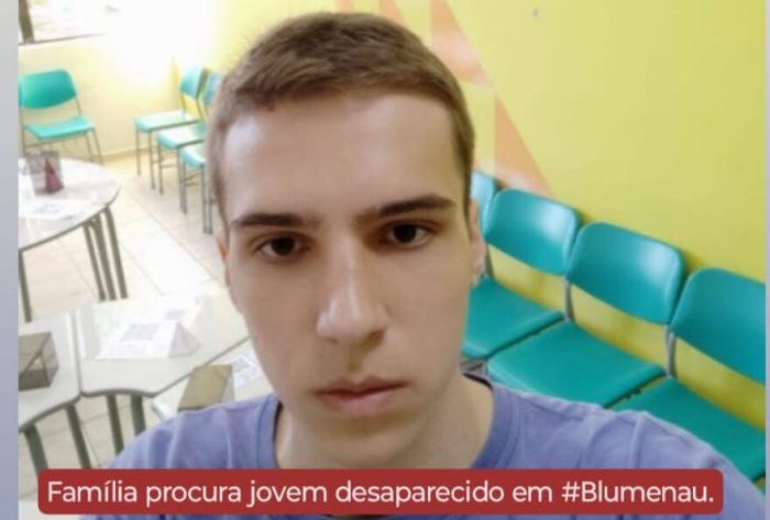 Família em busca de jovem de 18 anos desaparecido em Blumenau