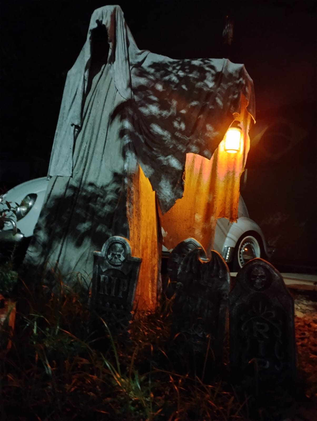 Casa em Rodeio 12 transporta moradores para o espírito de Halloween dos Estados Unidos