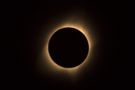 Eclipse solar anular: Brasil se prepara para espetáculo celestial em outubro