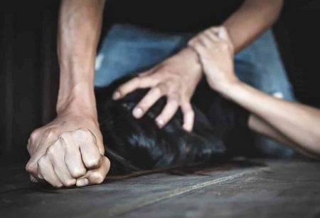 Mulher de 36 anos sofre estupro durante assalto a comércio em Chapecó