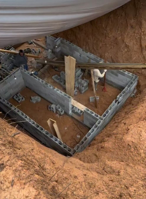 VÍDEO: Se preparando pro apocalipse, casal catarinense constrói bunker de 30m²