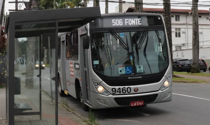 Transporte Coletivo de Blumenau é suspenso neste domingo em função da enchente