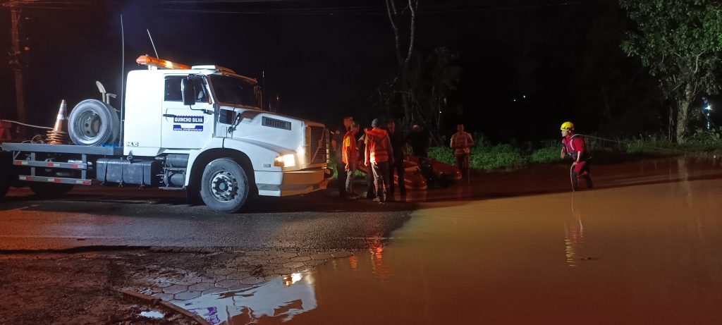 Tragédia em Taió: acidente em área alagada resulta na morte de duas pessoas 
