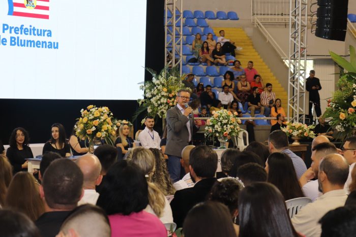 Casamento Coletivo em Blumenau oficializa a união de 181 casais 