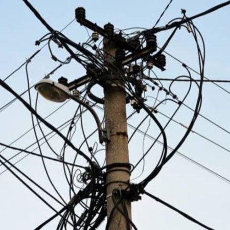 Ladrão morre carbonizado ao tentar furtar cabos elétricos em SC