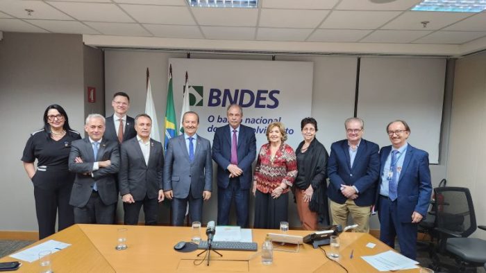 Programa Estrada Boa: Governador de Santa Catarina garante R$ 631 milhões do BNDES para melhorias em estradas