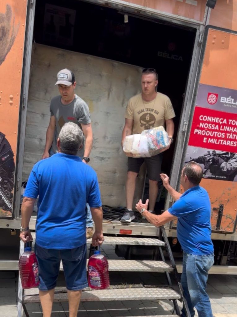 Associação do Bairro das Capitais de Timbó mobiliza campanha de ajuda às cidades atingidas por enchentes