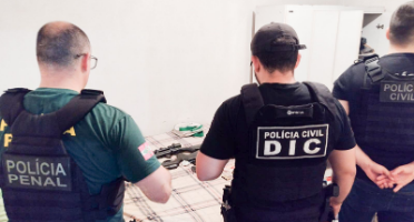 Operação Alça de Mira IV: GAECO cumpre 90 mandados contra comércio ilegal de armas em SC e PR