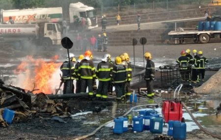 Incêndio em Chapecó: Bombeiros compartilham imagens dos destroços após mais de 50h de fogo