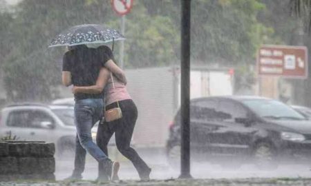 Previsão do tempo: Médio Vale do Itajaí está em alerta para pancadas de chuva e trovoadas