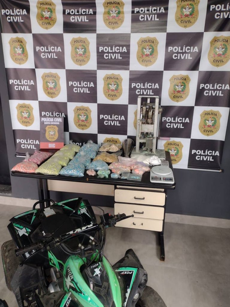 Polícia Civil apreende laboratório de produção de ecstasy e prende empresário em Blumenau