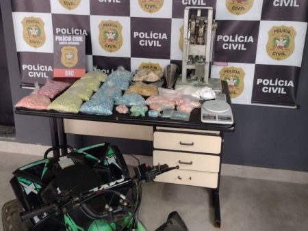 Polícia Civil apreende laboratório de produção de ecstasy e prende empresário em Blumenau
