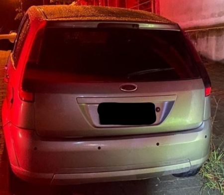 Motorista de aplicativo tem veículo recuperado após ser roubado por passageiro em Timbó