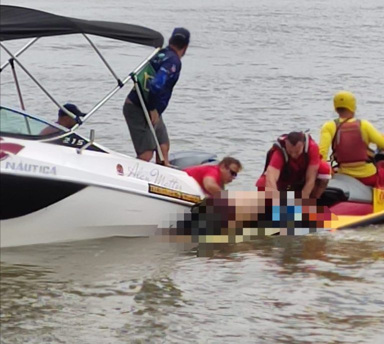 Corpo é encontrado boiando em praia de Balneário Piçarras