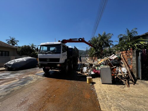 Jaraguá do Sul: mais de 300 toneladas de entulhos foram recolhidos após estragos da chuva