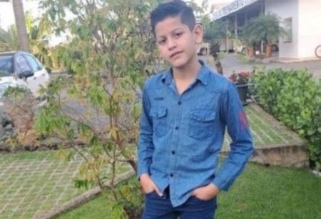 Menino de 9 anos que morreu afogado na Praia do Tabuleiro, em Barra Velha, é identificado 