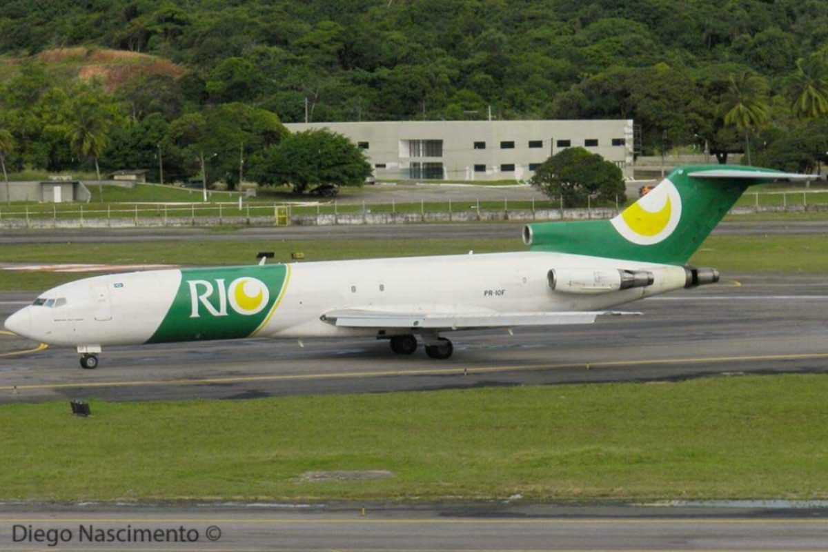 Aeronave é transportada do Paraná para se transformar em bar em BC