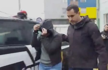 Julgamento marcado para mulher acusada de matar marido a facadas em Blumenau
