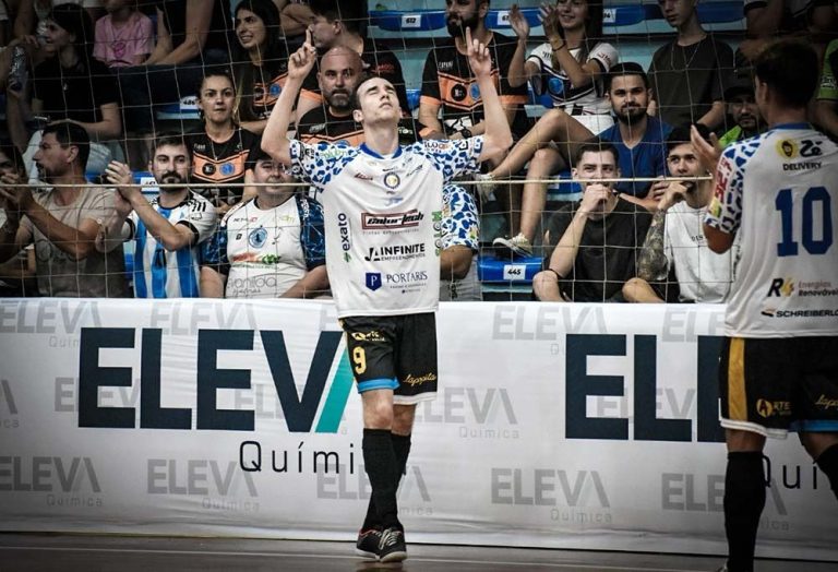 Futsal: Timbó/Jaraguá vence Tigres e está na semifinal do Torneio de Verão de Indaial