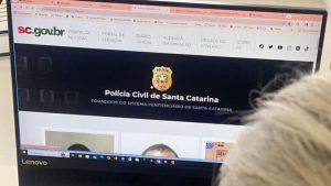Um dos criminosos mais procurados em SC é capturado no Rio de Janeiro por meio do Portal Foragidos da Polícia Civil