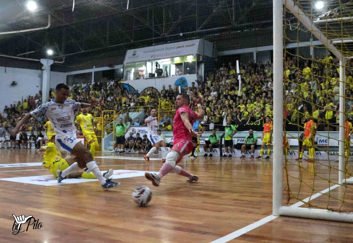 Timbó Futsal disputará a grande final do Torneio de Verão em Indaial