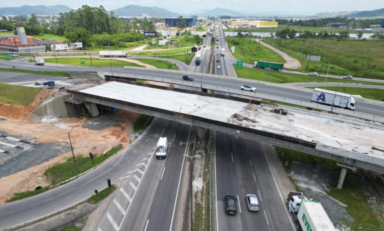 BR-101 em Navegantes terá interdição total no km 111 devido a obras