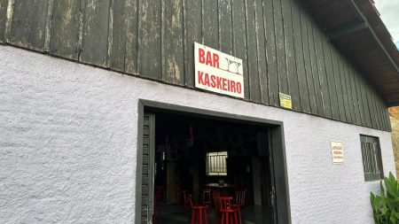 Misturebas entra no Kaskeiro, em Timbó, onde atuam 9 profissionais do sexo