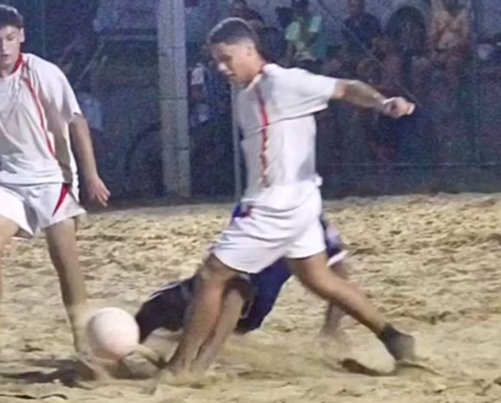 Finais do 12º Campeonato Municipal de Futebol de Areia de Timbó acontecem nesta quinta-feira