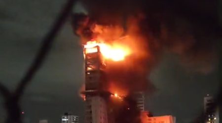 Incêndio atinge prédio em construção de 28 andares e causa susto aos moradores