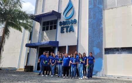 Parlamento Jovem visita Estação de Tratamento de Água do Samae Timbó