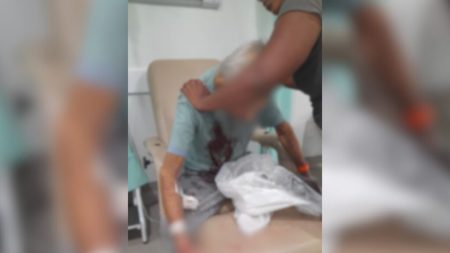 Itajaí: idoso morre nos braços da filha após aguardar atendimento por mais de 12 horas em hospital