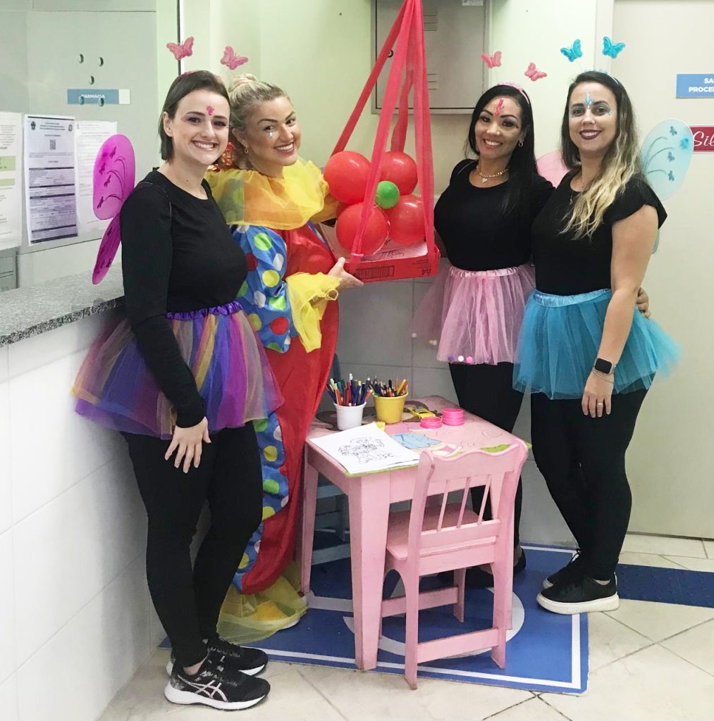 "Vacinação Encantada" anima o Dia D no posto de saúde do bairro Imigrantes, em Timbó