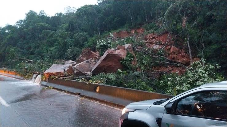 SC enfrenta novamente desastres causados pelas chuvas