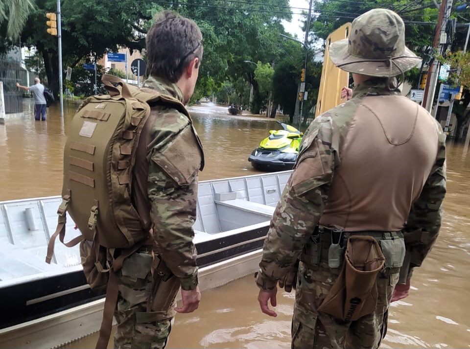 PRFs de SC fazem cerca de 100 resgates no Rio Grande do Sul