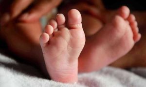 Em Blumenau, bebê de 11 meses morre dentro de creche após sofrer parada cardiorrespiratória 