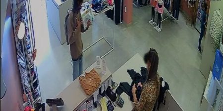 Homem é detido por xingar mulheres após recusa de compra de livros em Guaramirim 