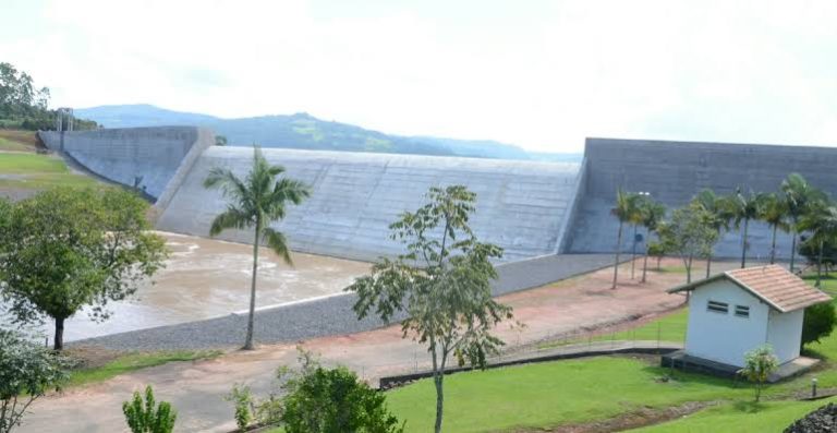 Defesa Civil fecha todas as 7 comportas da Barragem Oeste, em Taió, devido às chuvas 