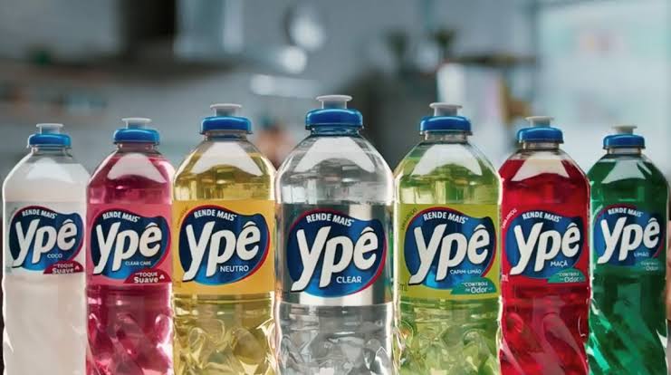 Anvisa suspende 359 lotes de detergentes Ypê por risco de contaminação