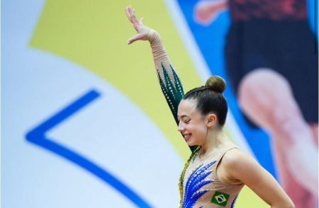 Atleta catarinense conquista o título do campeonato sul-americano de ginástica aeróbica