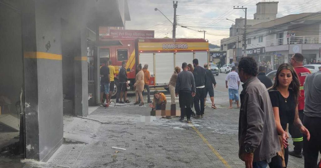 Oficina de motos explode em SC, deixando vítimas com 100% do corpo queimado, incluindo um menor