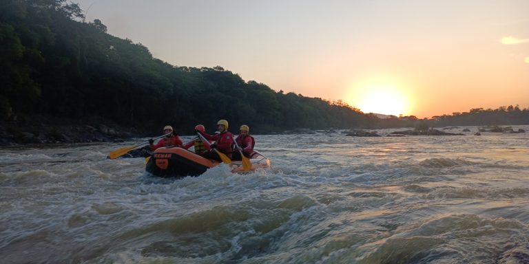 2º Campeonato de Rafting de Indaial movimenta fim de semana com adrenalina e espírito esportivo