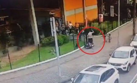 Homem que matou vendedor de doce a facadas em Blumenau vai a júri popular 
