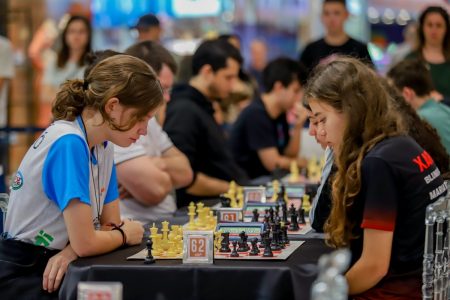 Norte Shopping sedia terceira etapa do torneio de xadrez de Blumenau