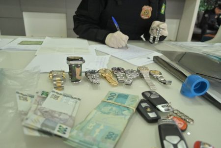 Procurado pela Interpol, Italiano que lavava dinheiro do tráfico é preso em condomínio de luxo em Camboriú
