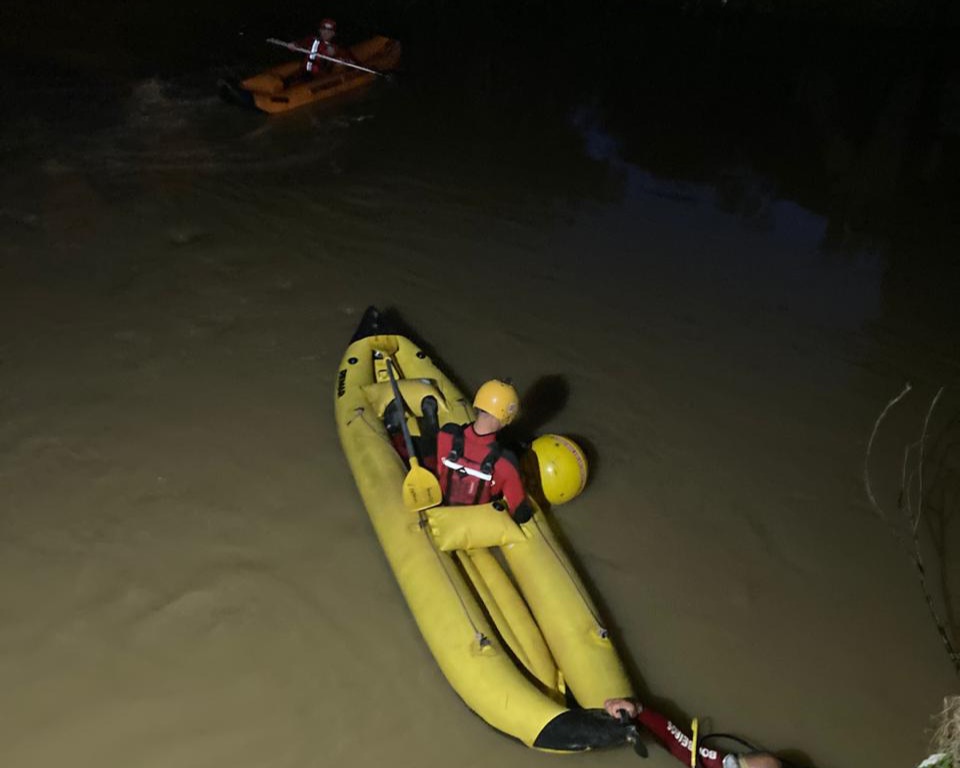 Em PG, jovem de 19 anos desaparece em rio após tentar atravessá-lo a nado