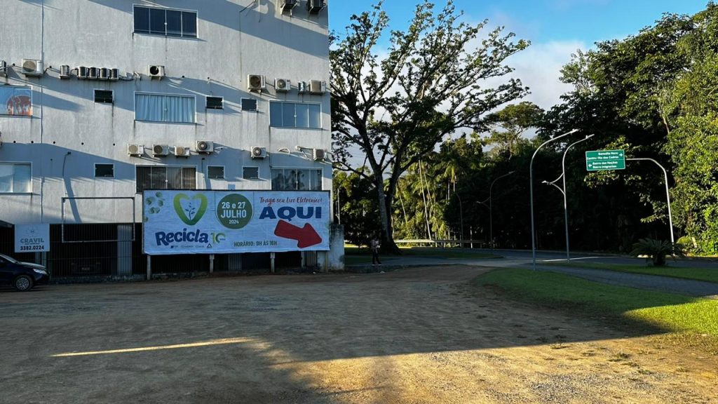 Timbó realiza 13ª edição do recicla CDL