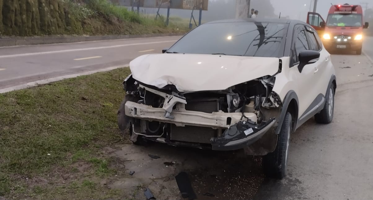 Colisão em Trombudo Central deixa motociclista com suspeita de fratura e traumatismo