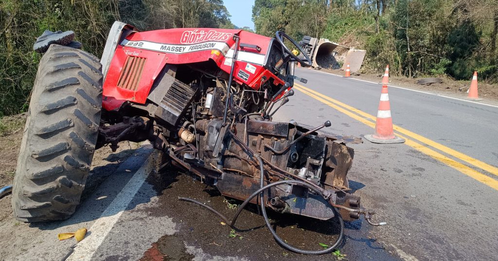 Colisão entre caminhão e trator na BR-470 deixa um ferido em Pouso Redondo